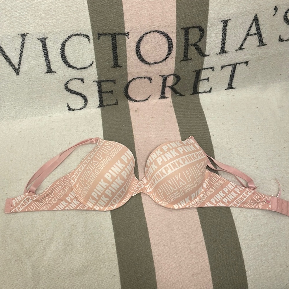 Victoria’s Secret push-up bra